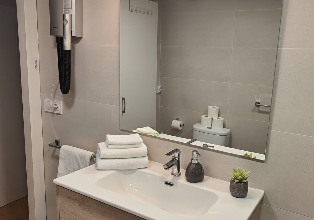 Photo of Bathroom in El Poble-sec
