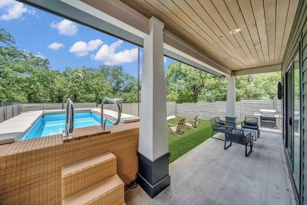 Photo of Patio Balcony in Riverside