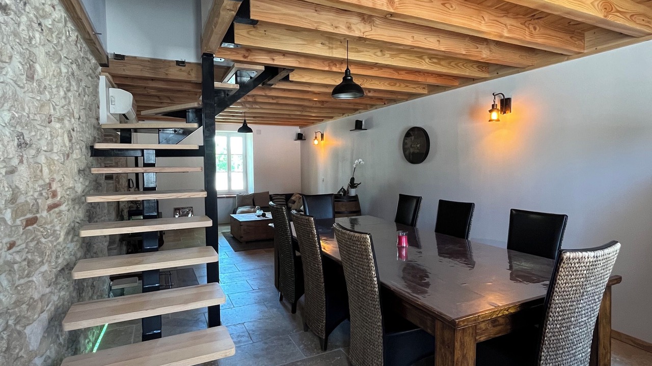 Photo of Others in Fenols