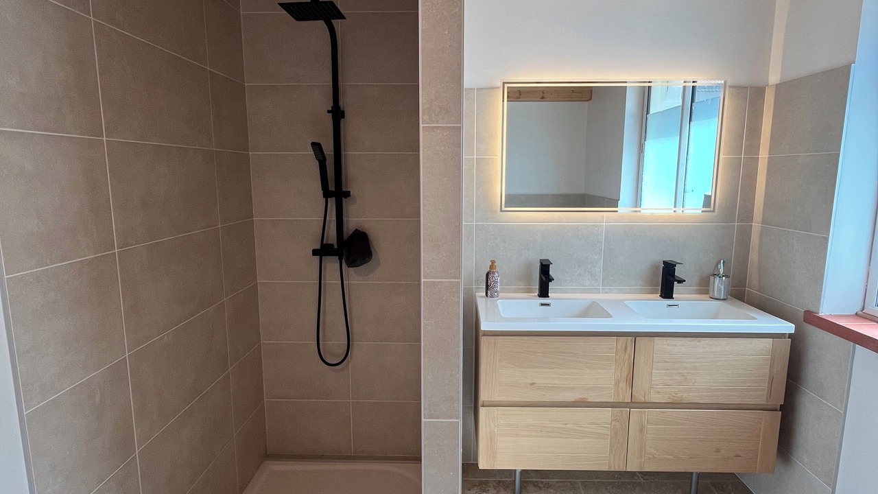 Photo of Bathroom in Fenols