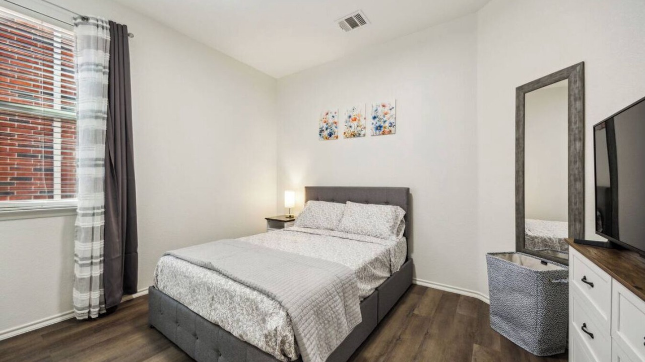 Photo of Bedroom in Central Oklahoma City