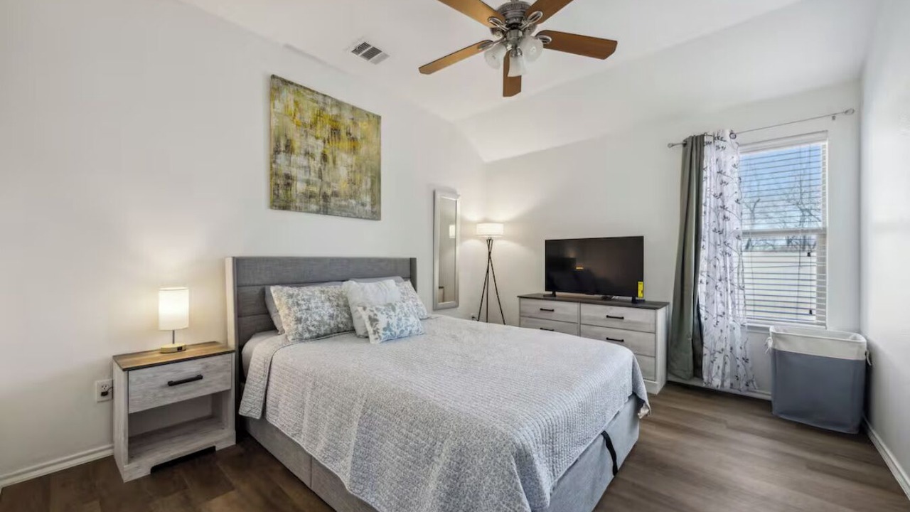 Photo of Bedroom in Central Oklahoma City