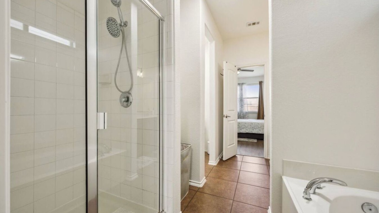 Photo of Bathroom in Central Oklahoma City