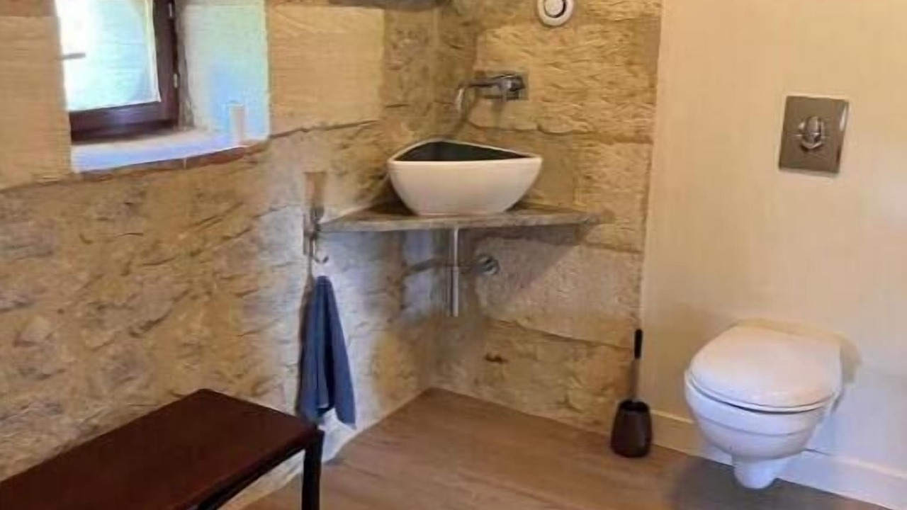 Photo of Bathroom in Saint-Michel-Lapujade