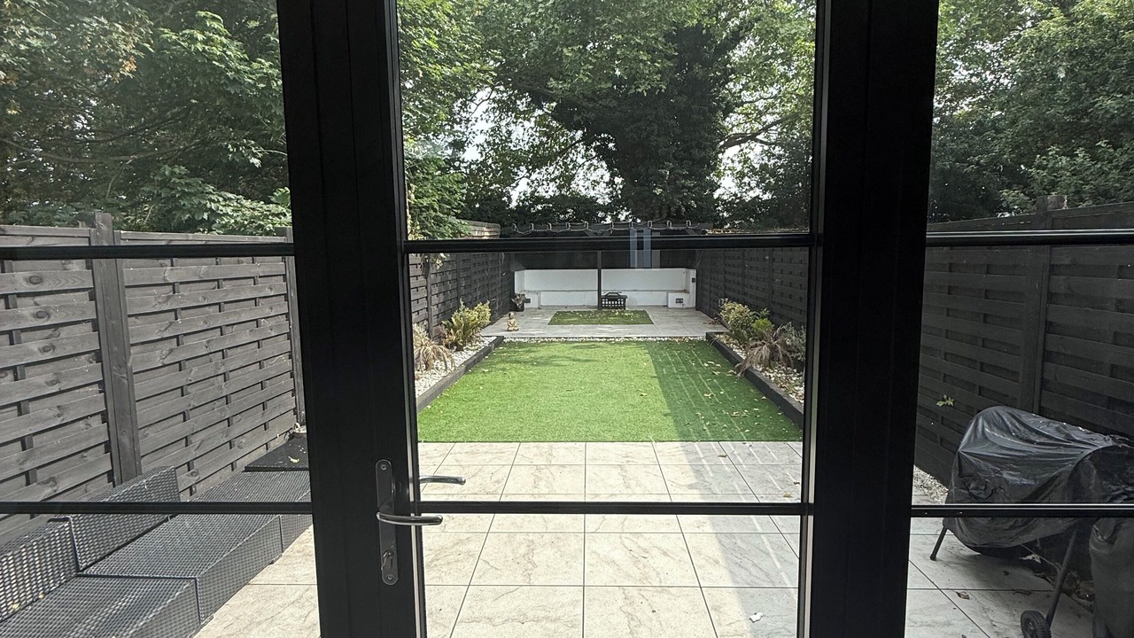 Photo of Others in Ponders End