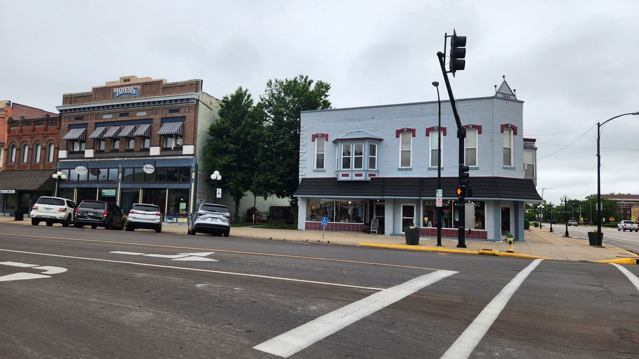 Photo of Others in Iola
