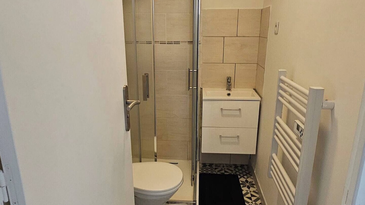 Photo of Bathroom in Chalette-sur-Loing