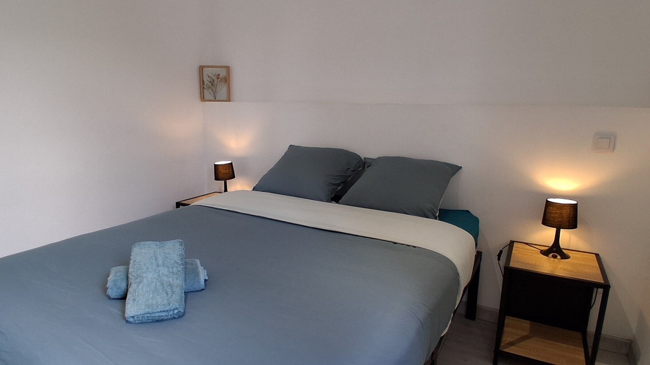 Photo of Bedroom in Chalette-sur-Loing