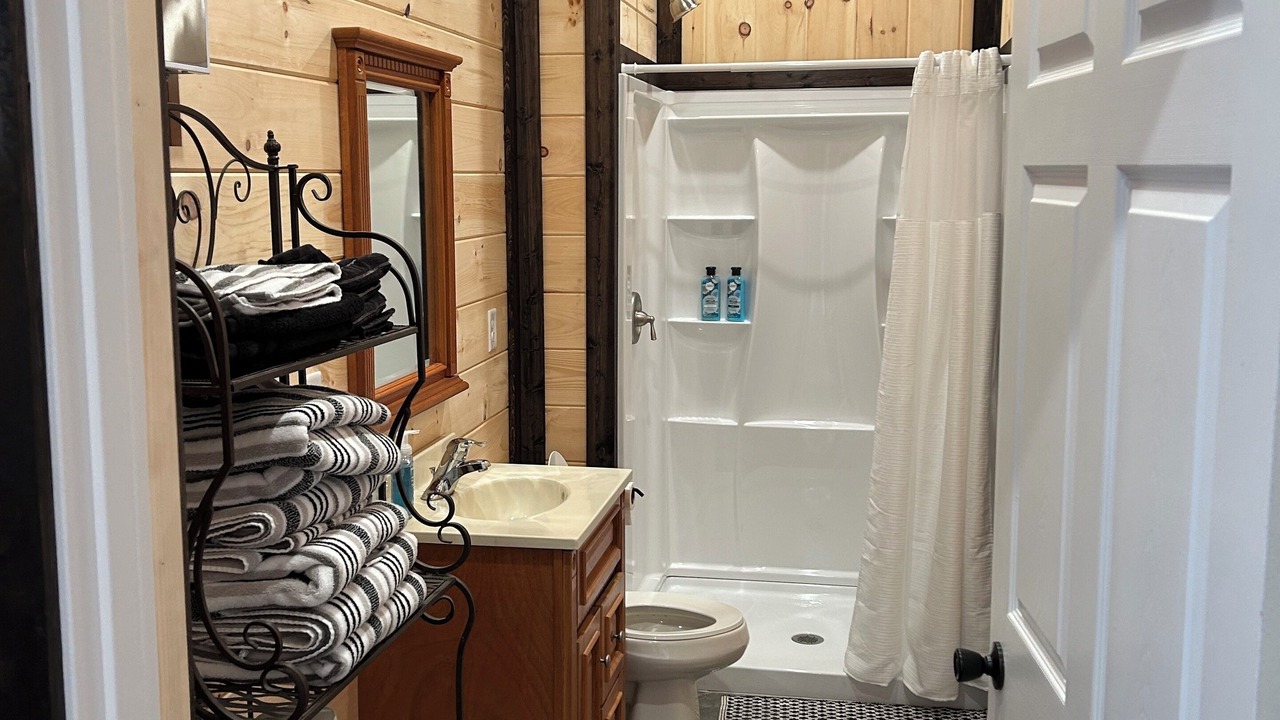 Photo of Bathroom in Emporia