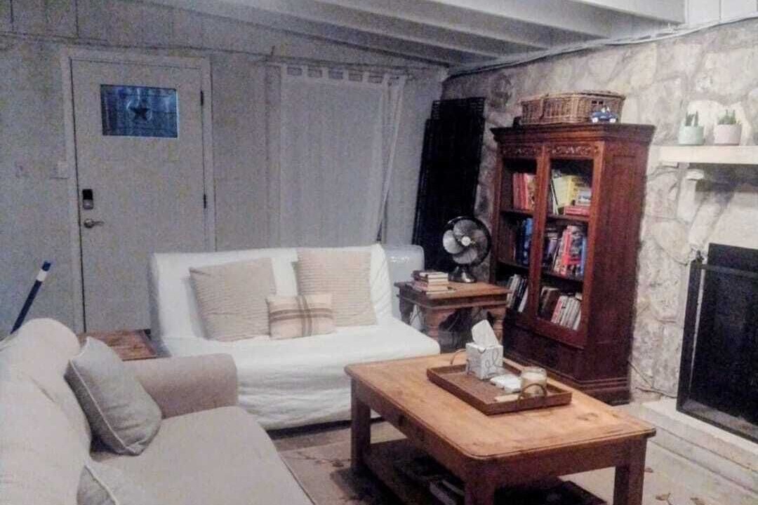 Photo of Livingroom in Travis Landing