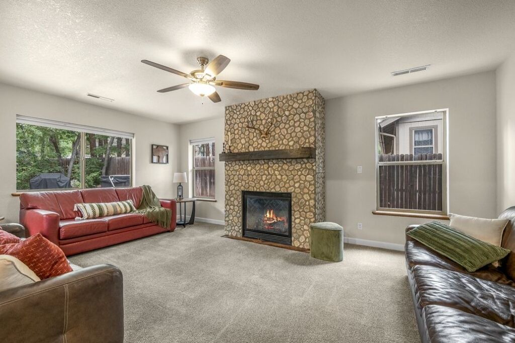 Photo of Livingroom in Flagstaff
