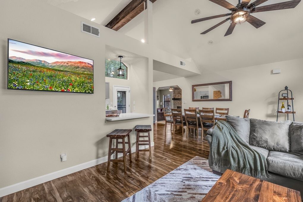 Photo of Livingroom in Flagstaff