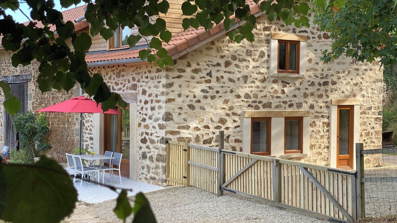 Photo of Outdoor in Champnetery