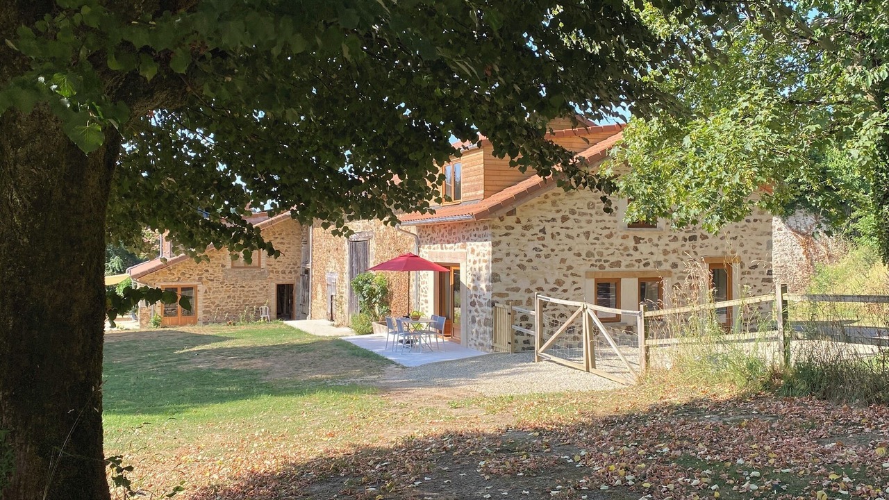 Photo of Outdoor in Champnetery