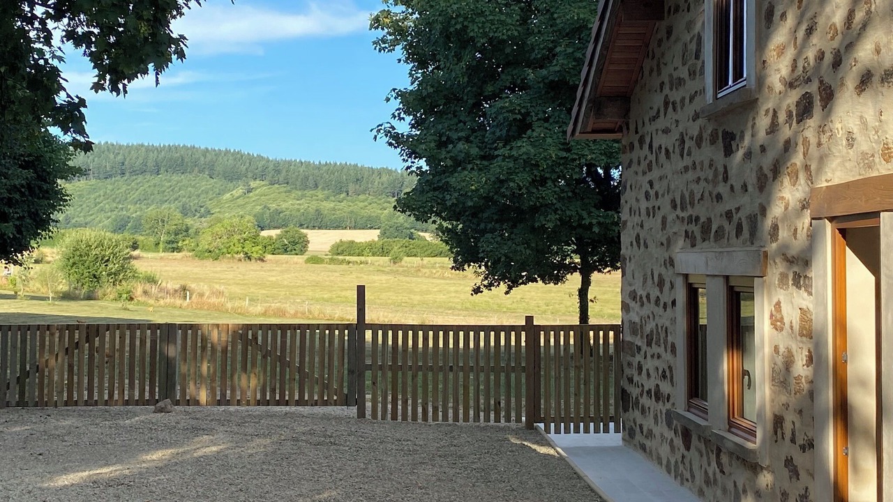 Photo of Outdoor in Champnetery