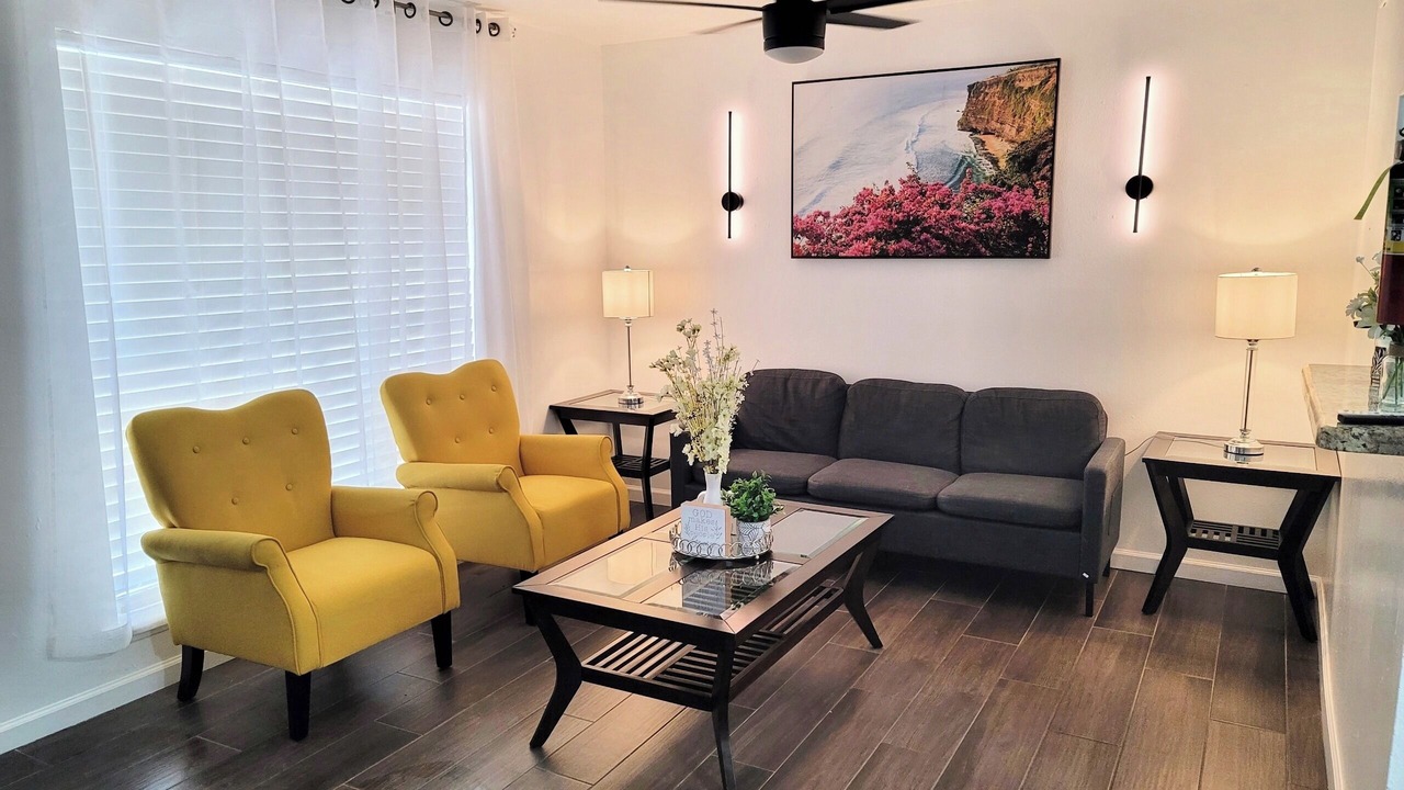 Photo of Livingroom in Brownsville