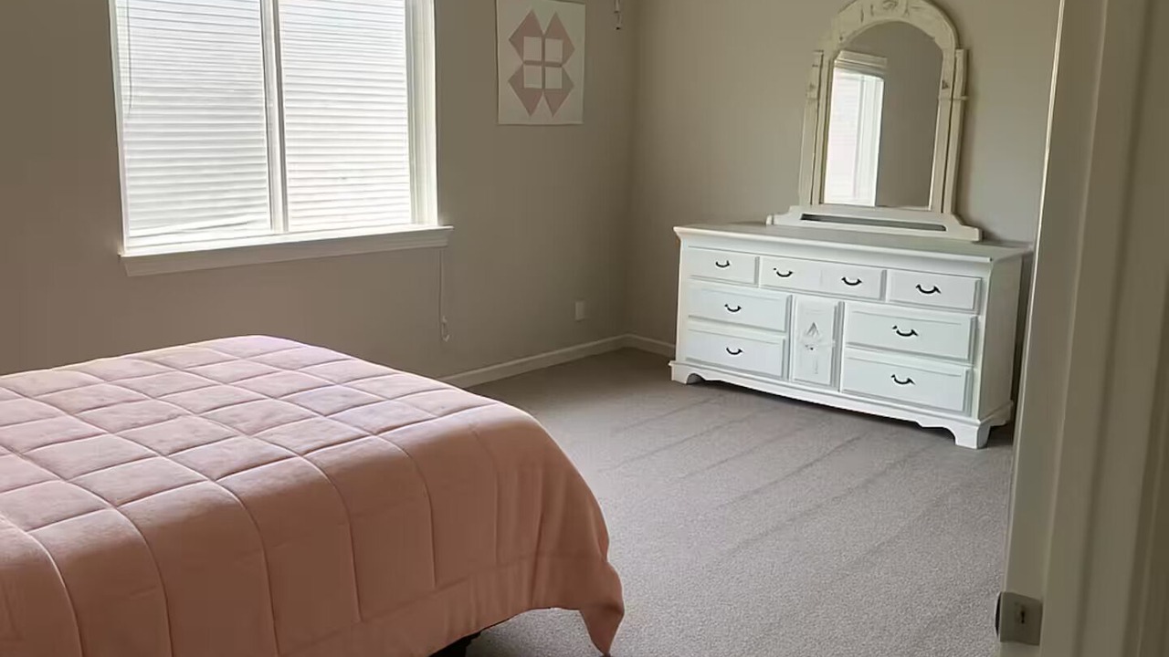 Photo of Bedroom in Tulsa