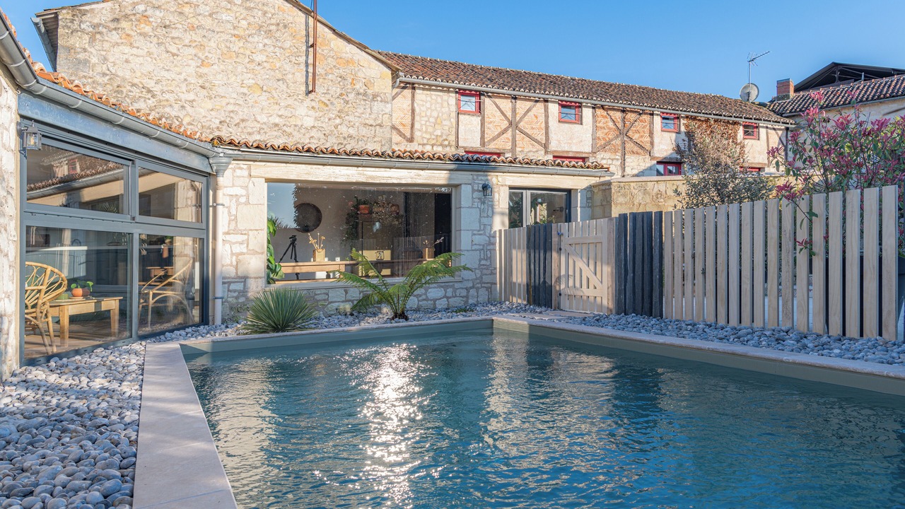 Photo of Outdoor in Forges