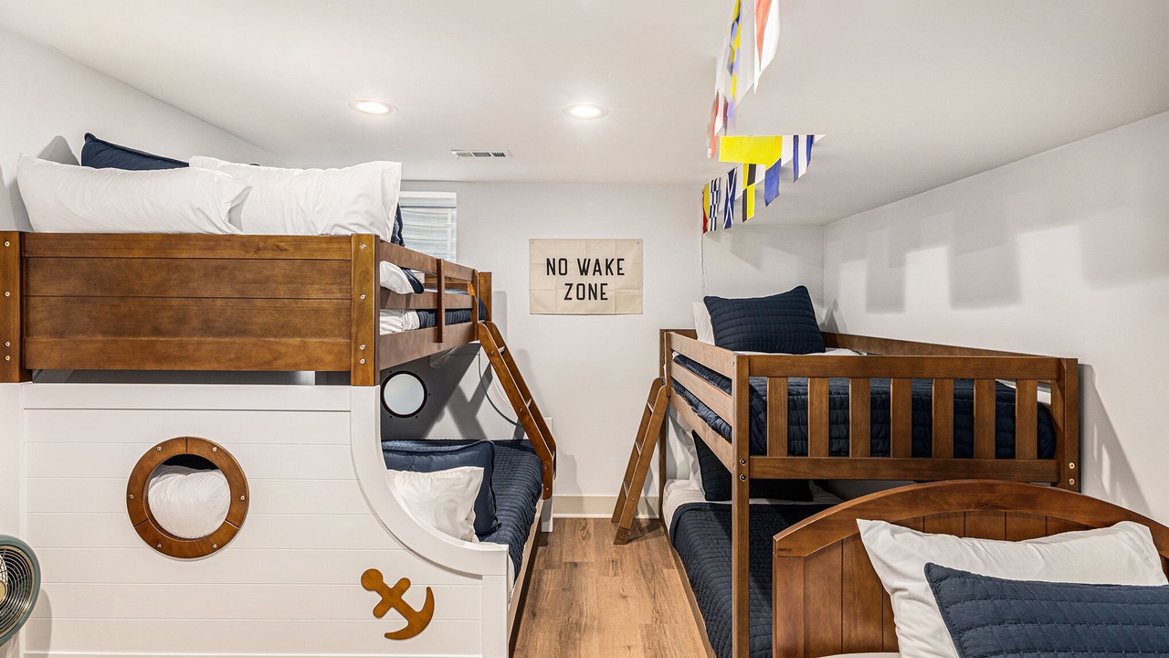 Photo of Bedroom in Sister Lakes
