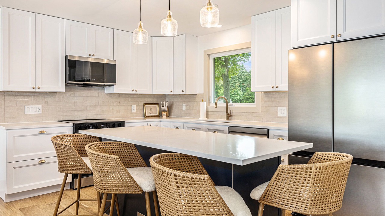 Photo of Kitchen in Sister Lakes