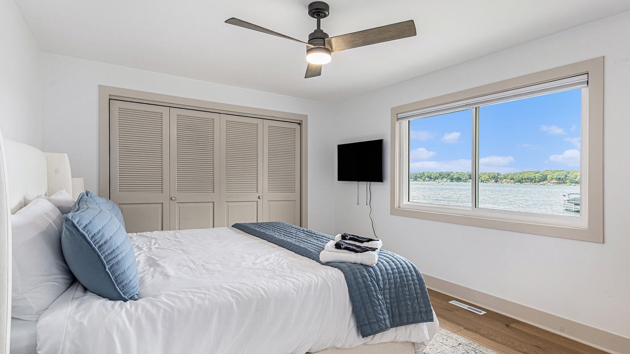 Photo of Bedroom in Sister Lakes