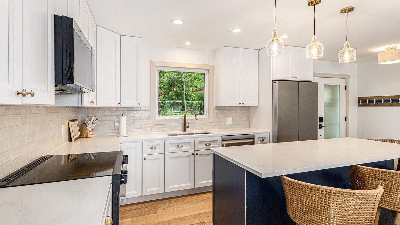 Photo of Kitchen in Sister Lakes
