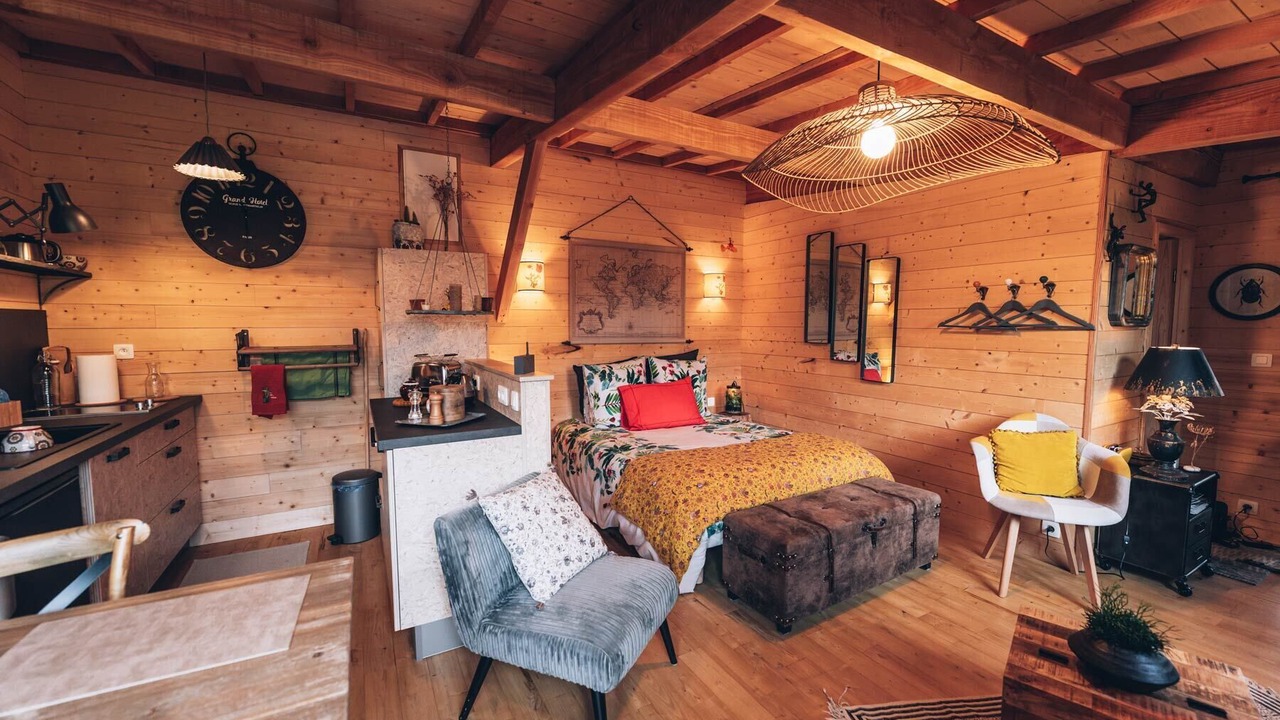 Photo of Bedroom in Laval