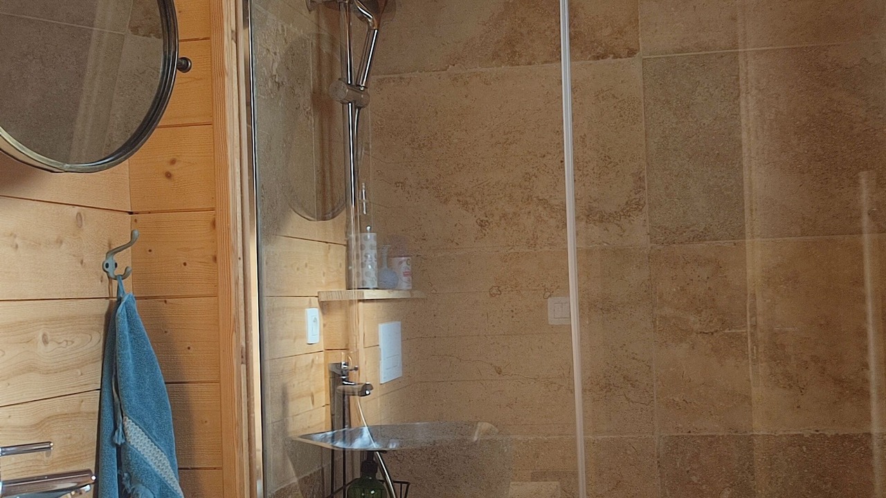 Photo of Bathroom in Laval