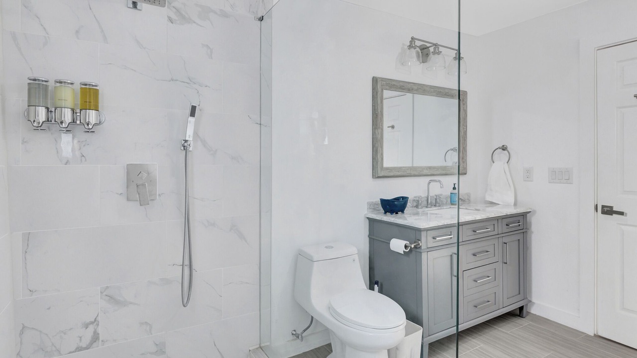 Photo of Bathroom in West Tawakoni