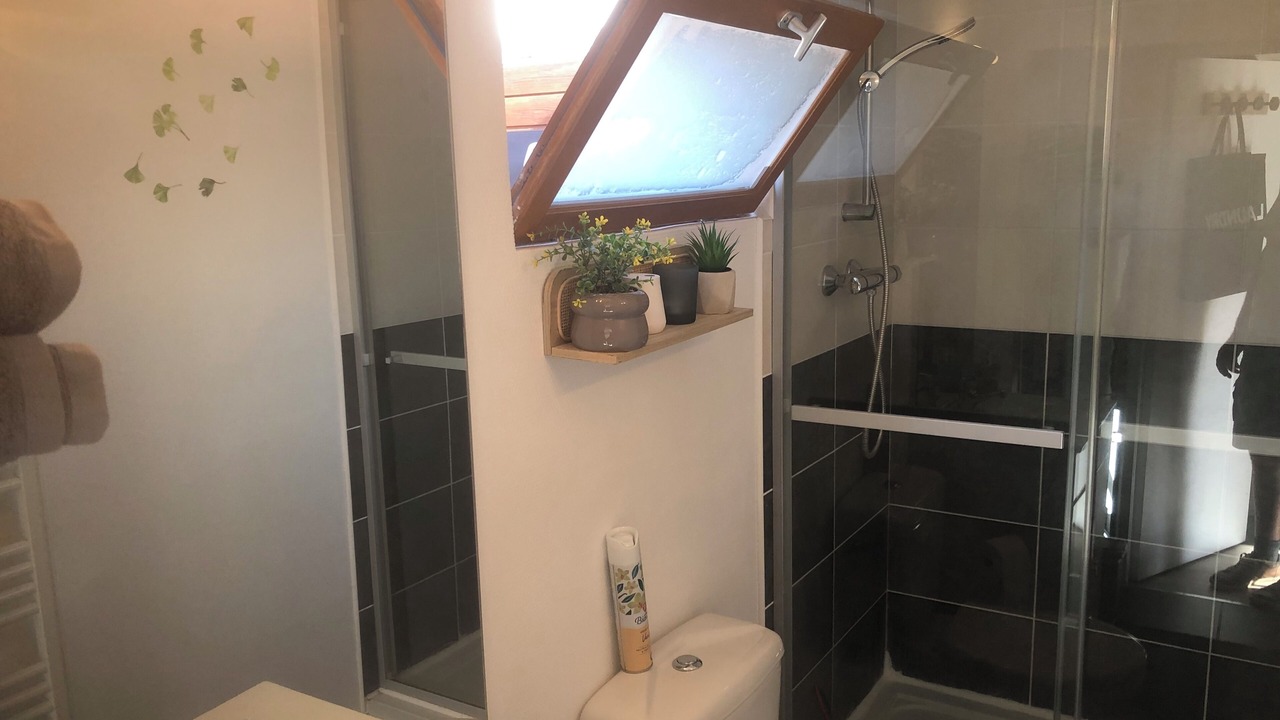 Photo of Bathroom in Anet