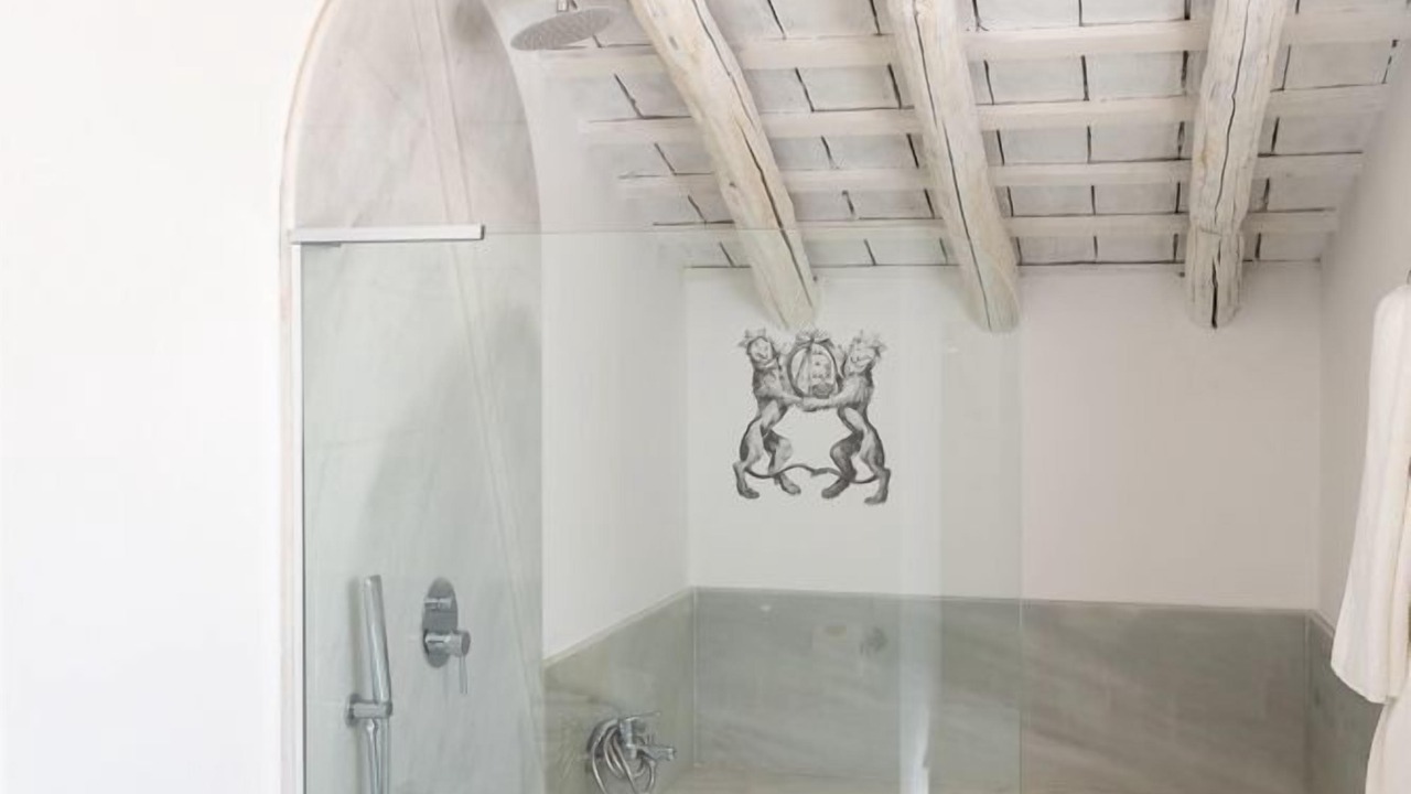 Photo of Bathroom in Lora Del Rio