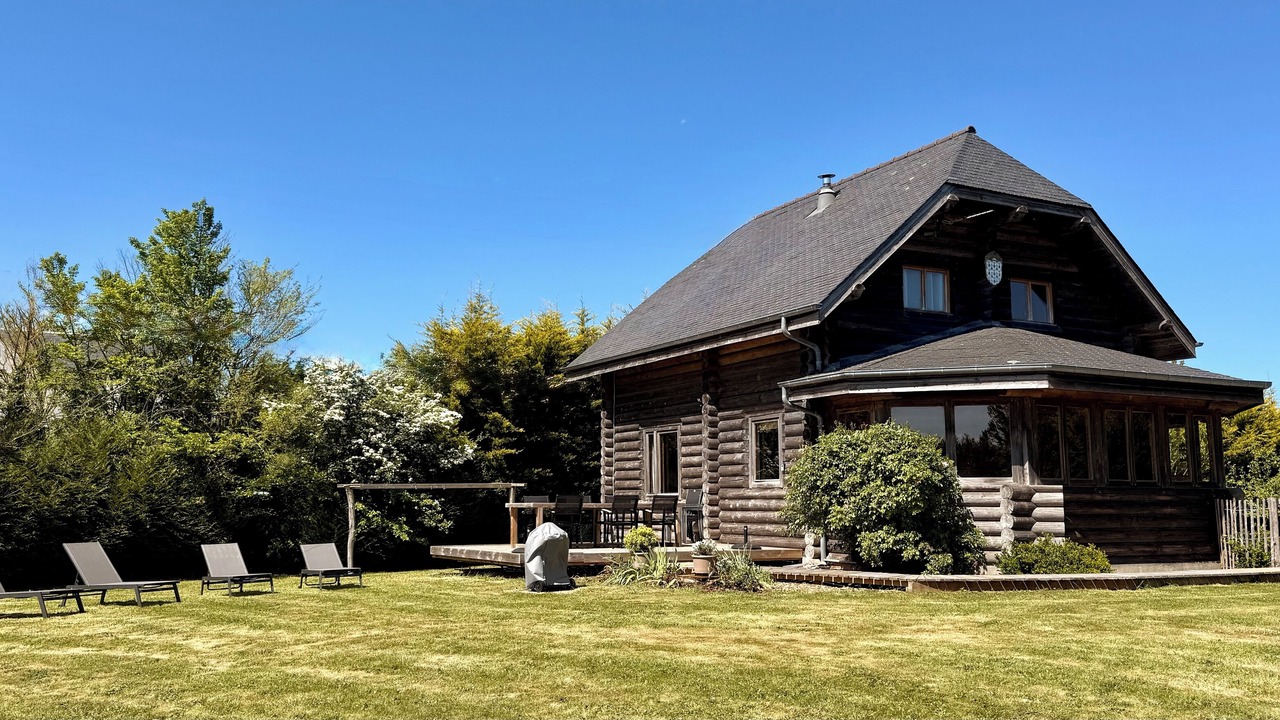 Photo of Outdoor in Plevenon