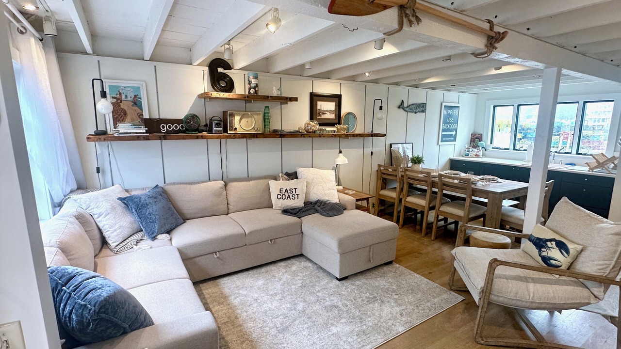 Photo of Livingroom in Rockport