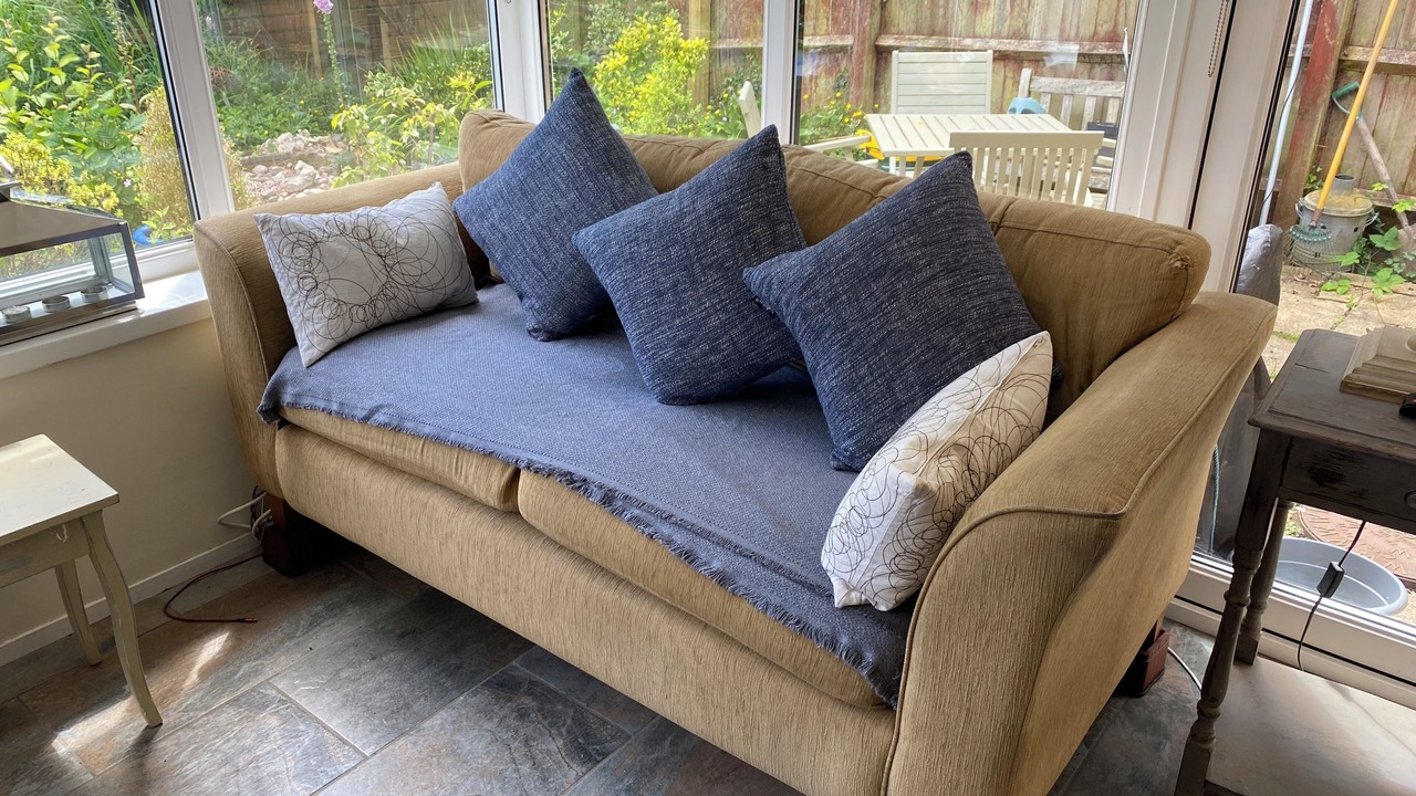 Photo of Livingroom in Thornhill