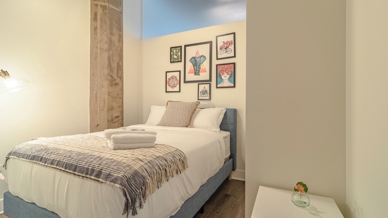 Photo of Bedroom in Near South Side