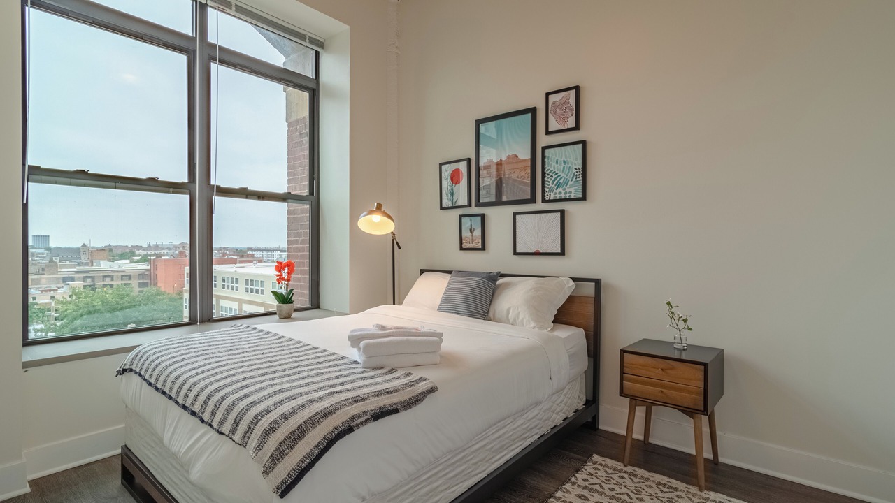 Photo of Bedroom in Near South Side