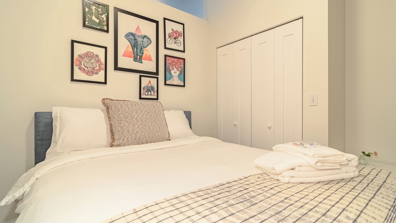 Photo of Bedroom in Near South Side