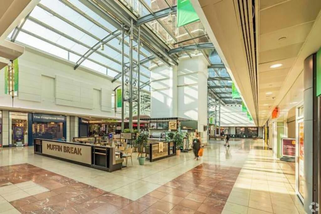 Photo of Others in Ladywell