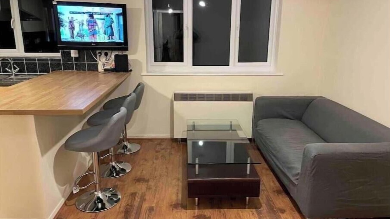 Photo of Others in Ladywell