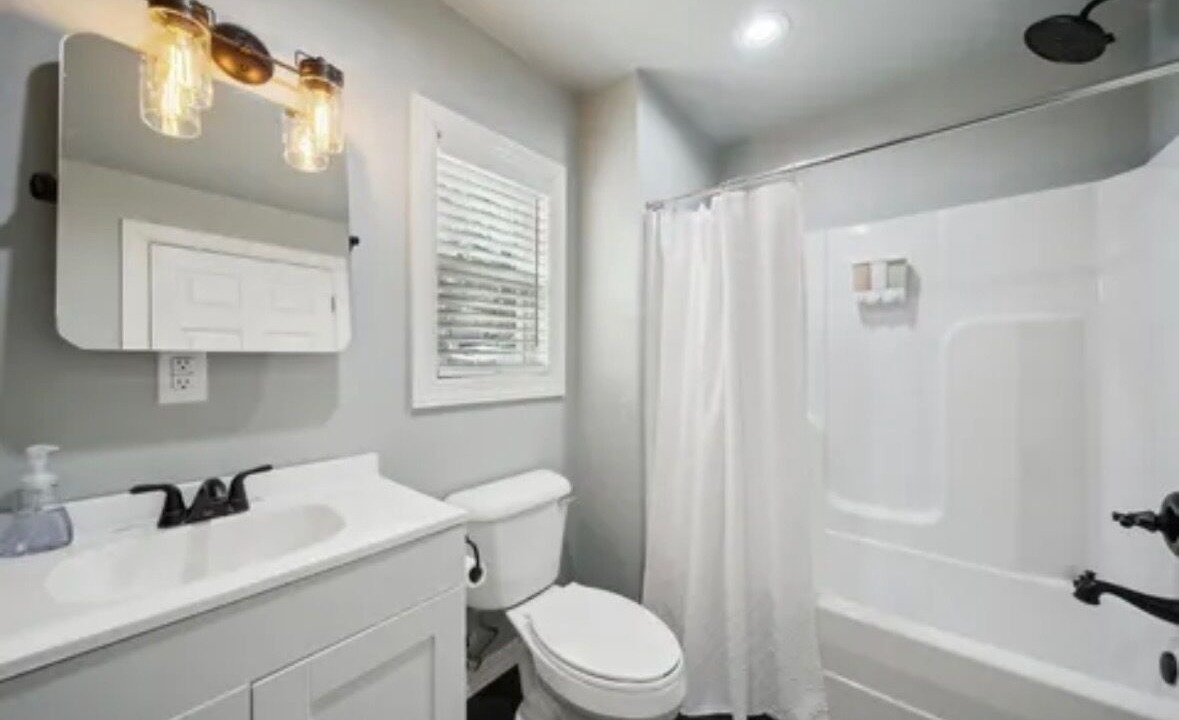 Photo of Bathroom in Paradise Hill