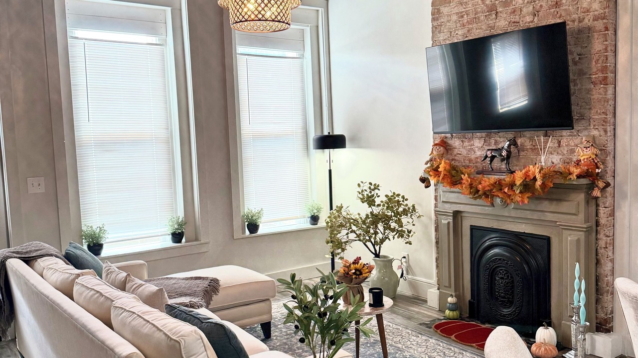 Photo of Livingroom in Germantown