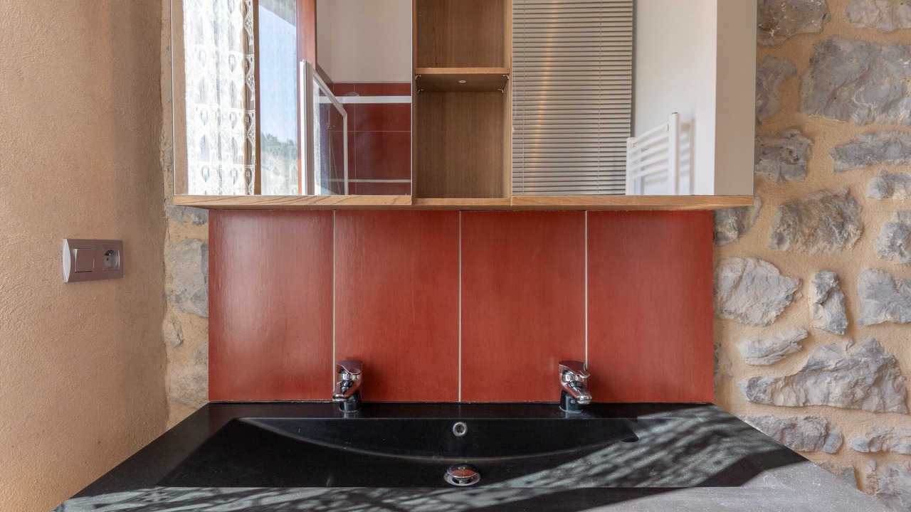 Photo of Bathroom in Saint-Paul-le-Jeune