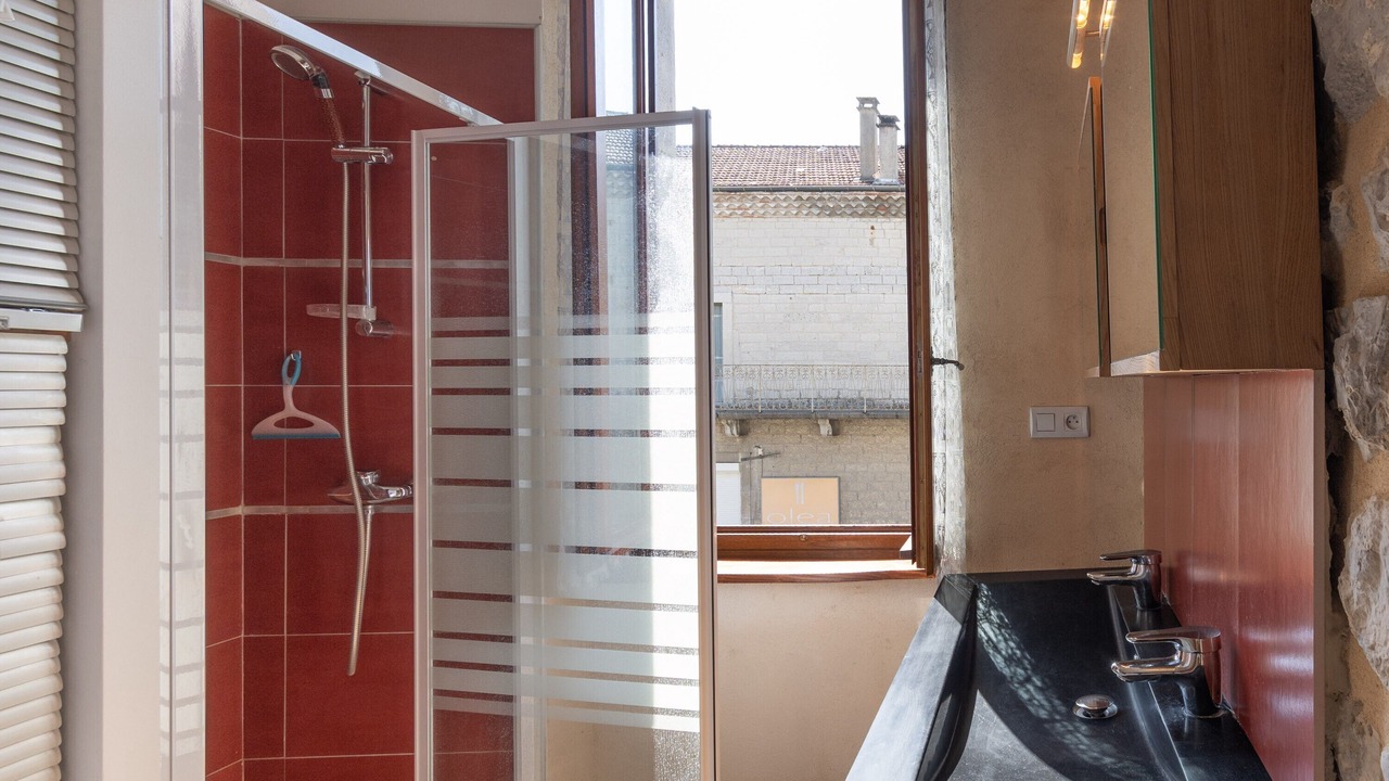 Photo of Bathroom in Saint-Paul-le-Jeune