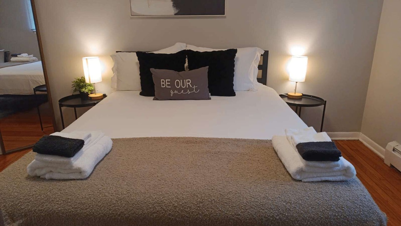 Photo of Bedroom in Arlington Heights