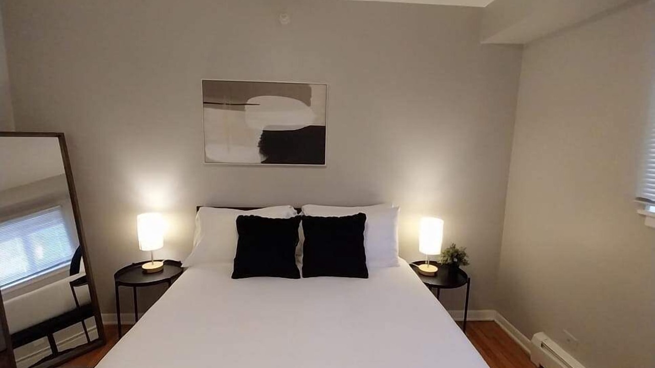 Photo of Bedroom in Arlington Heights