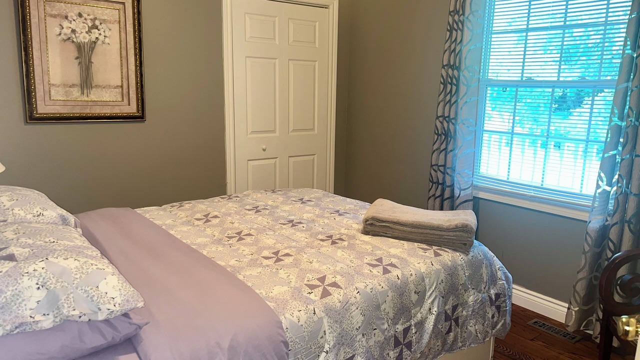 Photo of Bedroom in Frankford