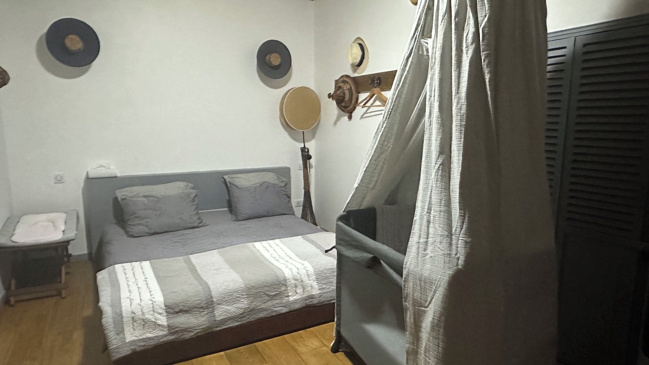 Photo of Bedroom in Le Cres