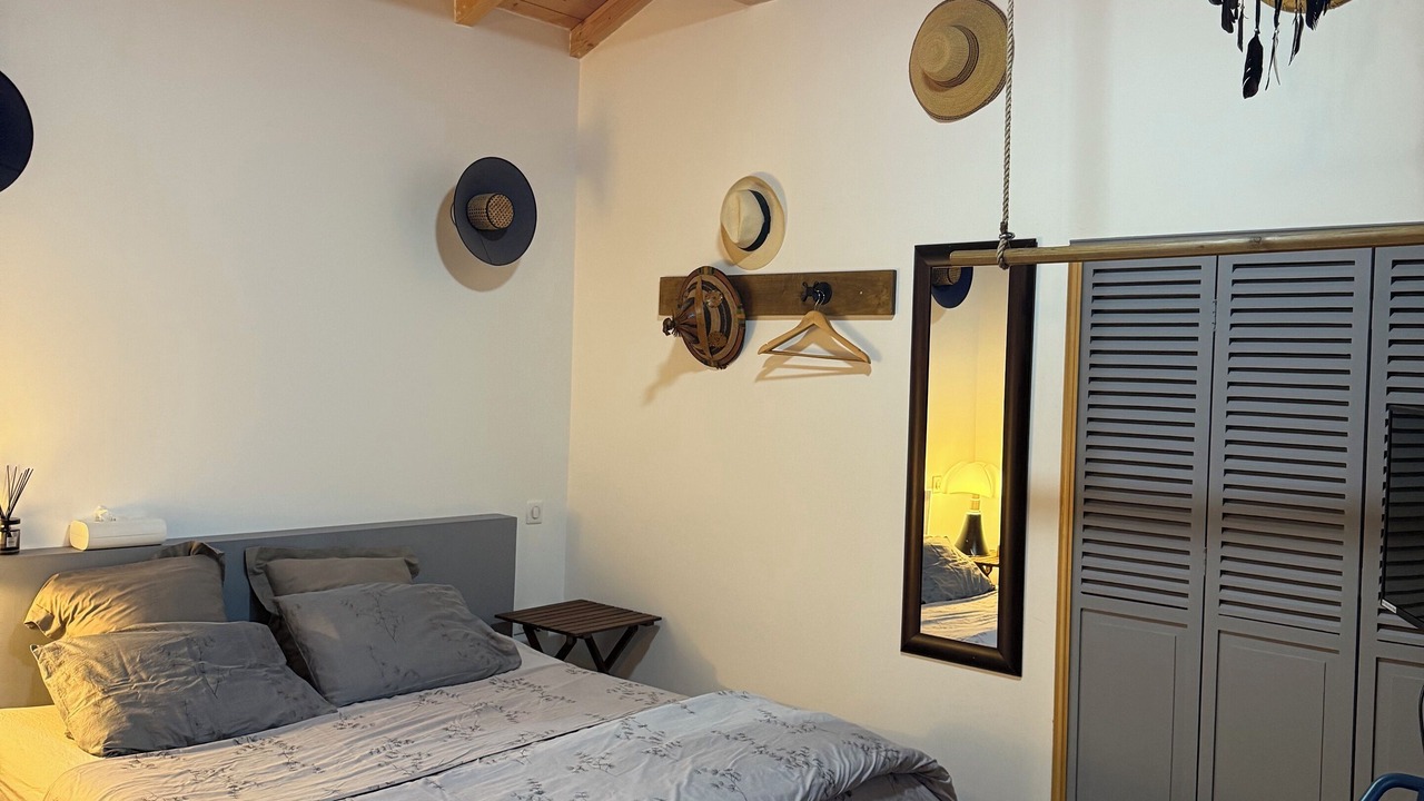Photo of Bedroom in Le Cres