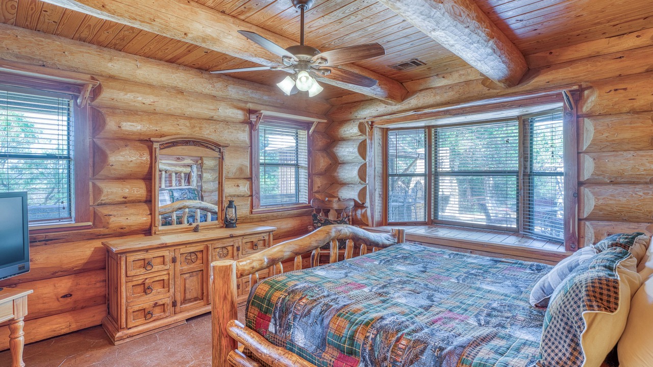 Photo of Bedroom in Marble Falls