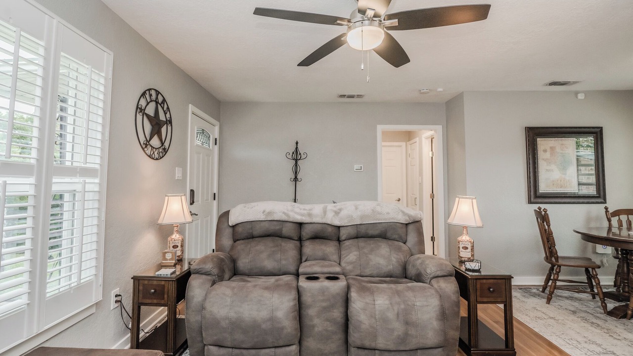 Photo of Livingroom in Wichita Falls